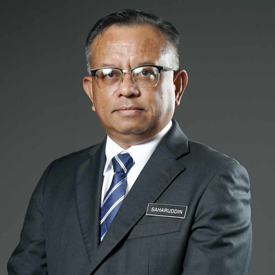 YB Saharuddin Bin Sarwan - Pegawai Kewangan Negeri